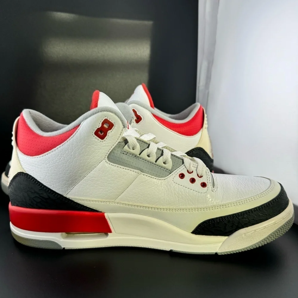 Jordan 3 Retro Sneaker Size 11.5 Men